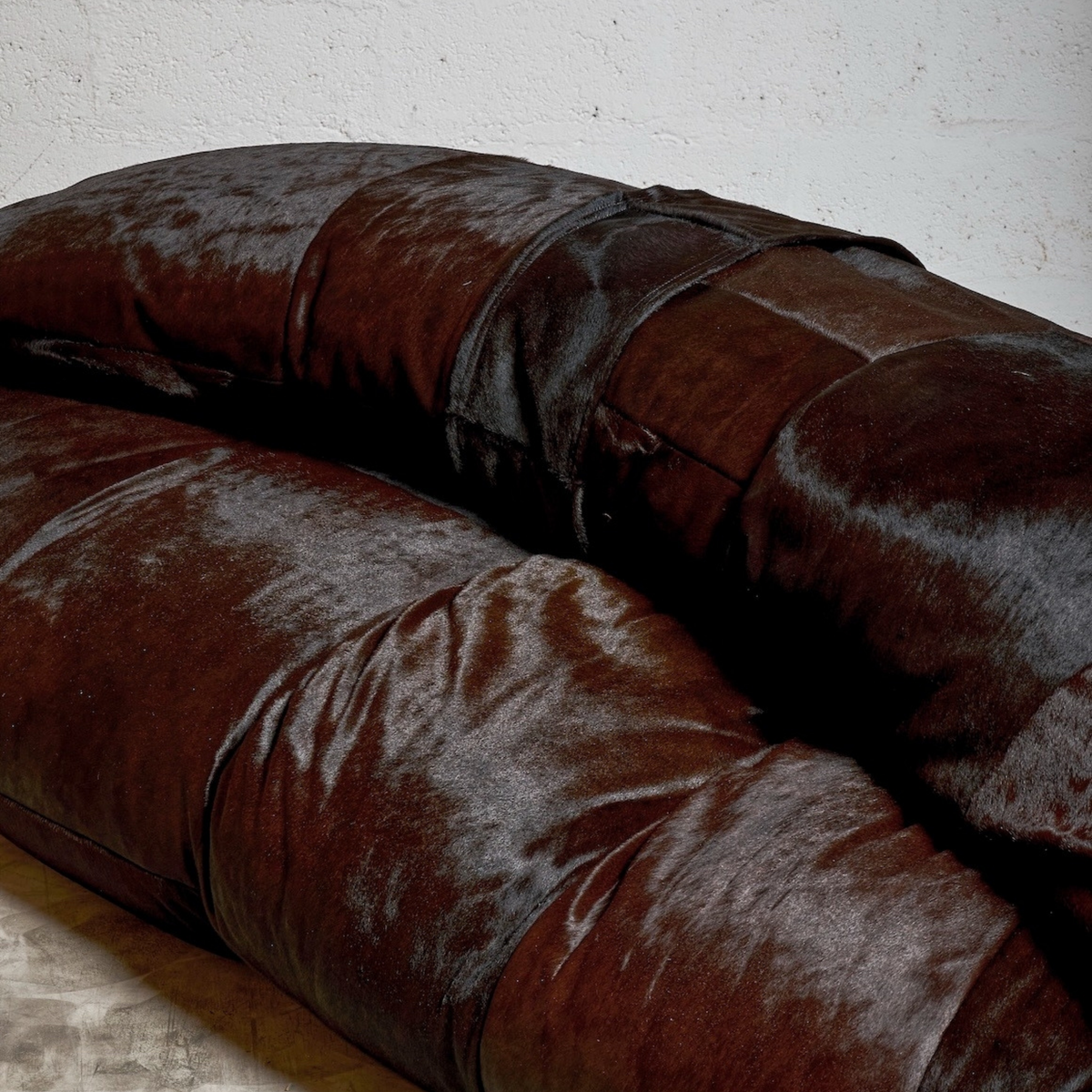 Croissant sofa